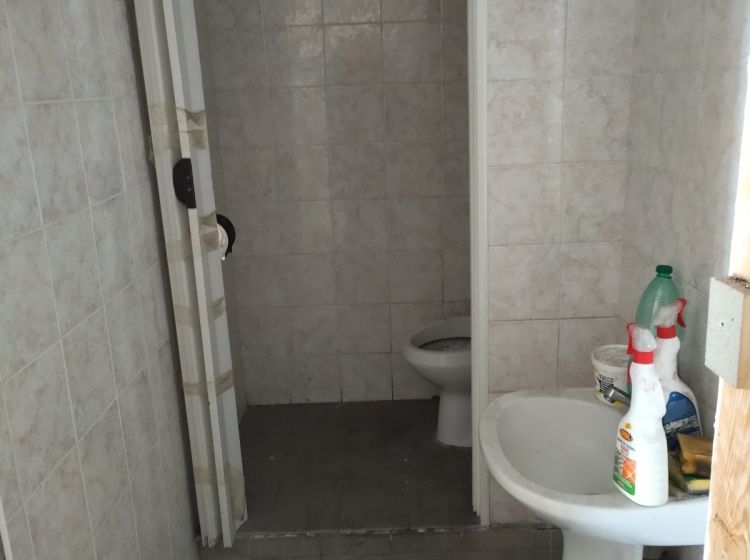 Negozio in affitto, via dei Traghetti  40, Lido di Ostia, Roma