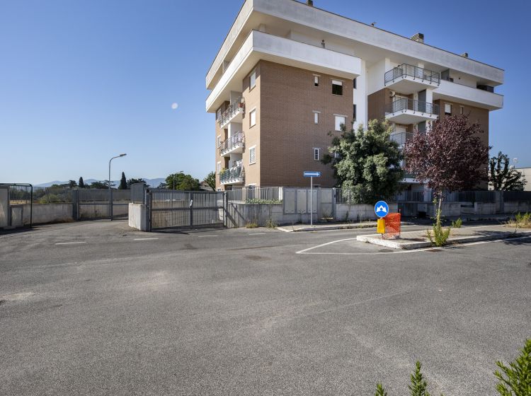Trilocale in affitto, via Fratel Mario Adani, Ponte di Nona, Roma