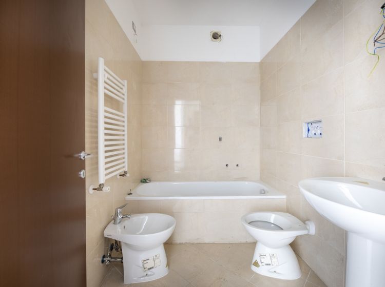 Trilocale in affitto, via Fratel Mario Adani, Ponte di Nona, Roma