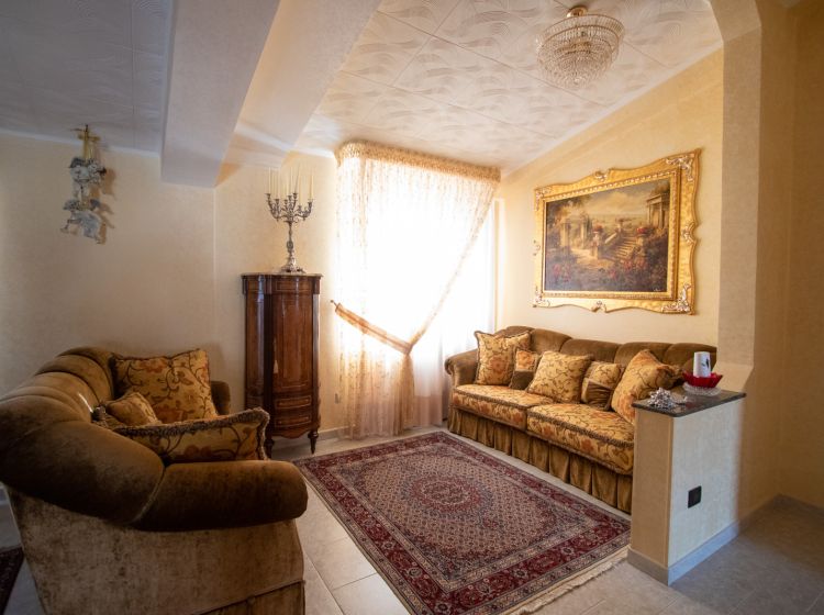 Quadrilocale in vendita, via Lenza  60, Gagliano, Catanzaro