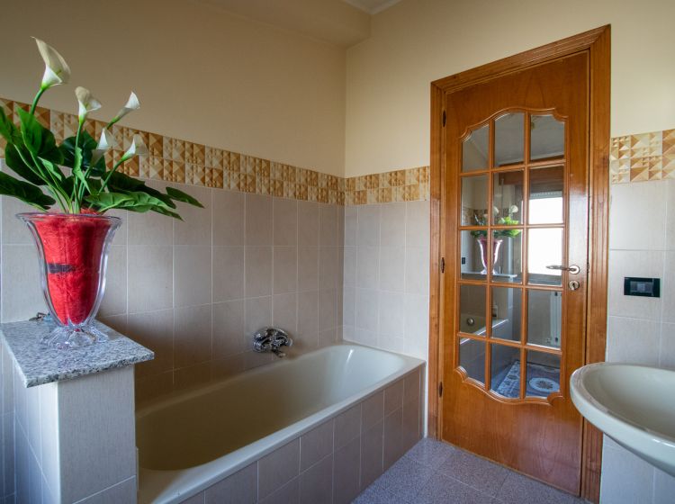 Quadrilocale in vendita, via Lenza  60, Gagliano, Catanzaro