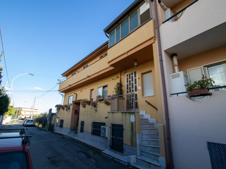 Quadrilocale in vendita, via Lenza  60, Gagliano, Catanzaro