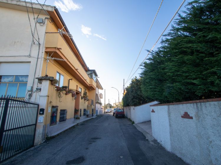 Quadrilocale in vendita, via Lenza  60, Gagliano, Catanzaro