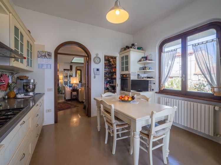 Villa in vendita, via Motrino  25, Tollo