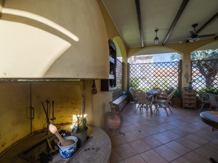 Villa in vendita, via Motrino  25, Tollo