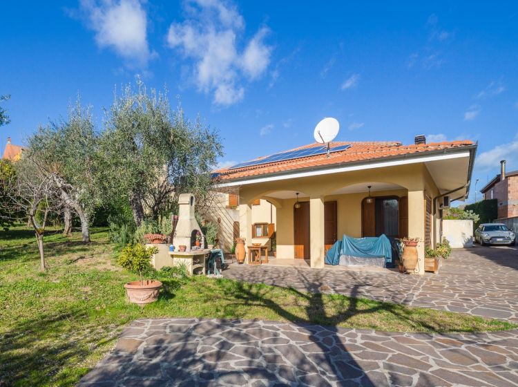 Villa in vendita, via Motrino  25, Tollo
