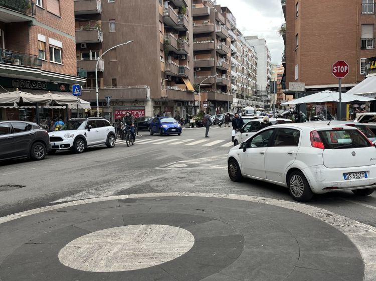 Negozio in affitto, via delle Cave di Pietralata, Monti Tiburtini, Roma