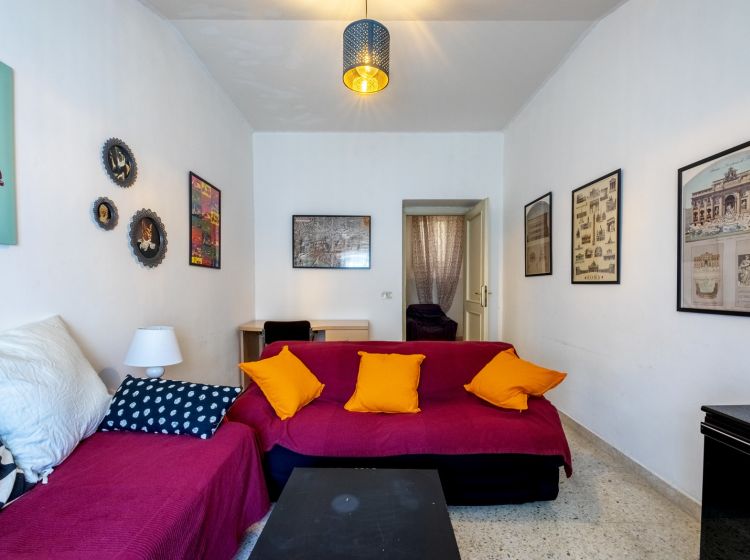 Trilocale in vendita, via Carlo Cattaneo  26, Termini, Roma