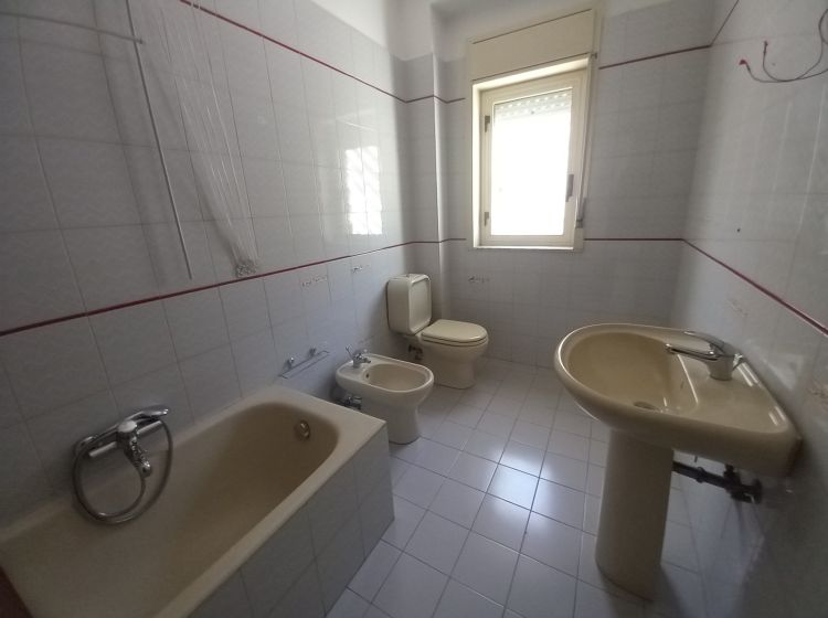 Trilocale in affitto, via Re Martino  16, Aci Castello