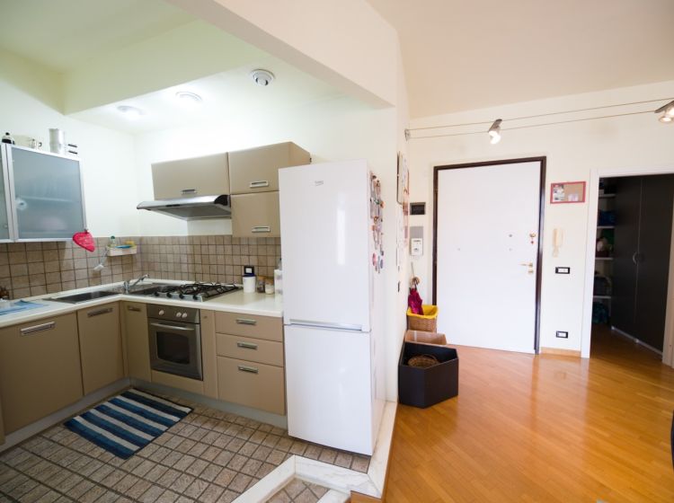 Bilocale in vendita, via Giacomo Biga  25, Marassi, Genova