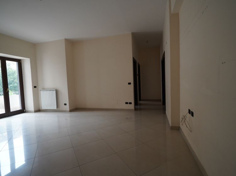 Stabile o palazzo in vendita, via Vincenzo Ferrara  34, Casoria