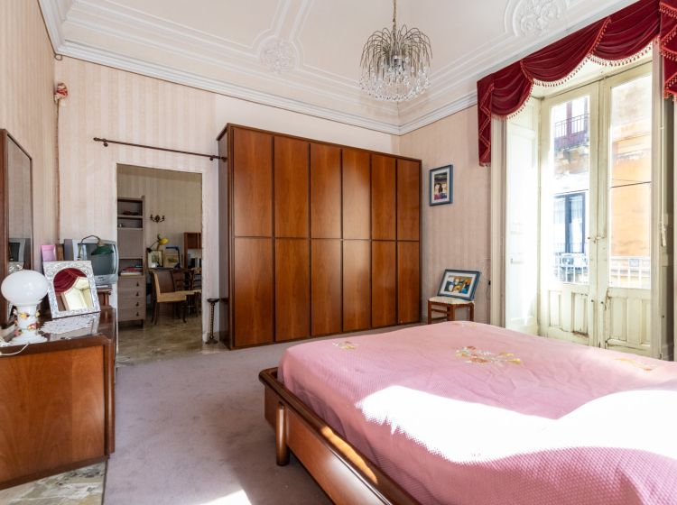 Appartamento in vendita, via Giuseppe Verdi  67, Centro Storico, Catania
