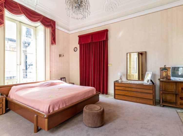 Appartamento in vendita, via Giuseppe Verdi  67, Centro Storico, Catania