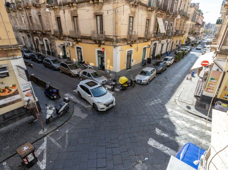 Appartamento in vendita, via Giuseppe Verdi  67, Centro Storico, Catania