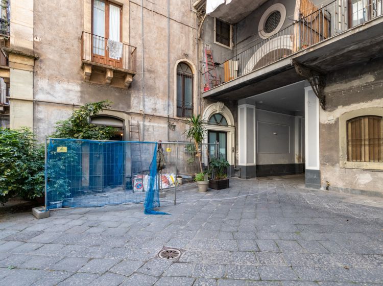 Appartamento in vendita, via Giuseppe Verdi  67, Centro Storico, Catania