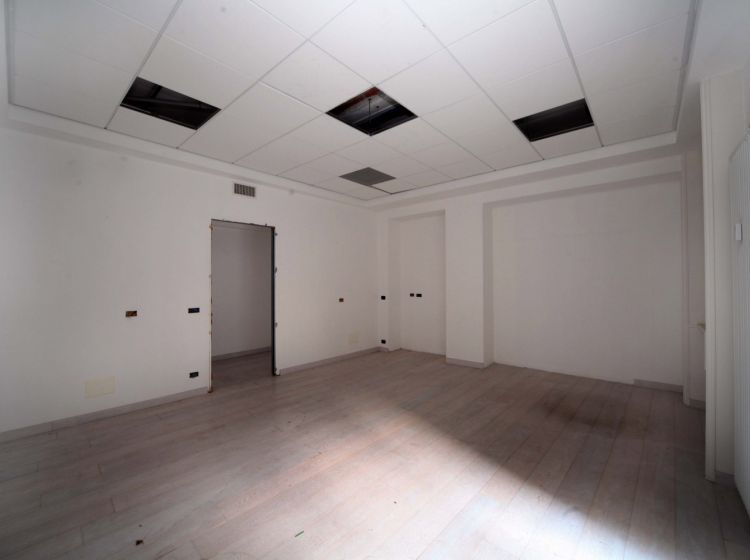Appartamento in vendita, via Pisacane  20, Centro, Genova