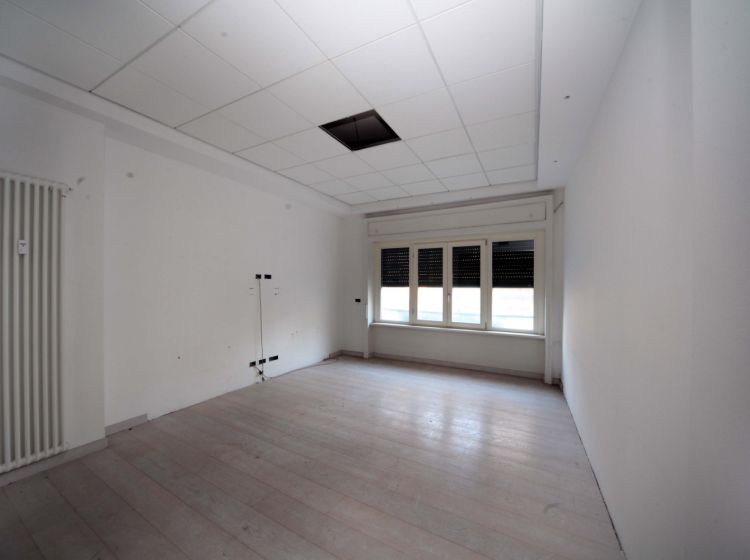 Appartamento in vendita, via Pisacane  20, Centro, Genova