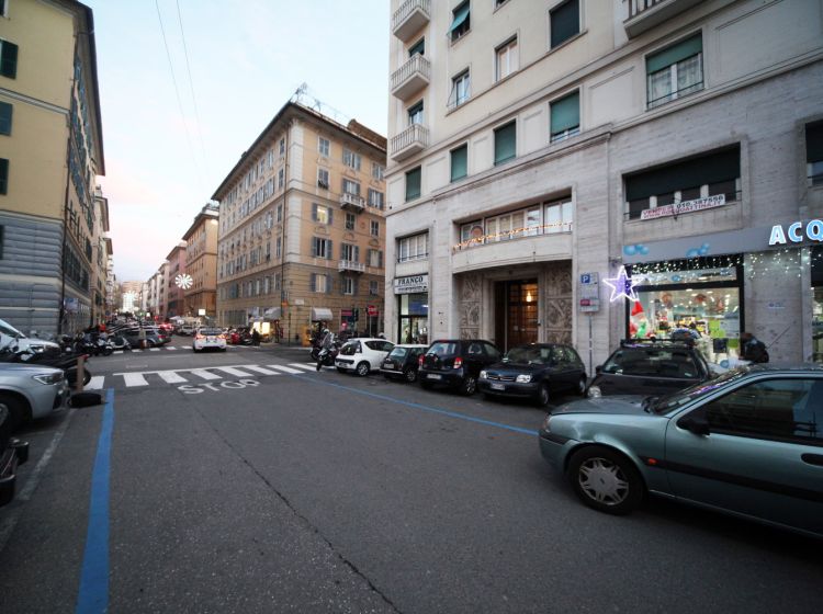Appartamento in vendita, via Pisacane  20, Centro, Genova