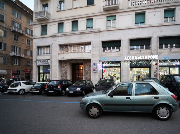 Appartamento in vendita, via Pisacane  20, Centro, Genova