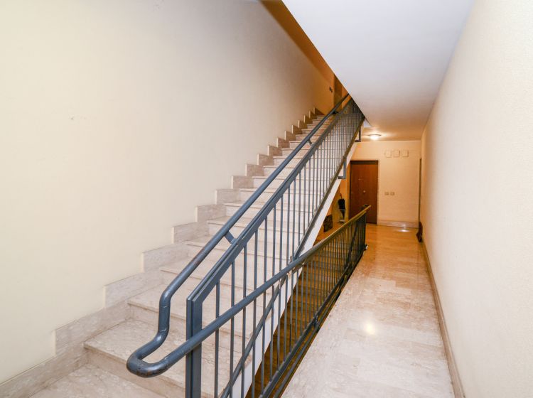 Trilocale in vendita, via Saronno  74, Valle Muricana, Roma