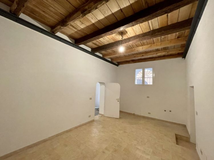 Negozio in affitto, via di Monte Giordano  3, Centro Storico, Roma