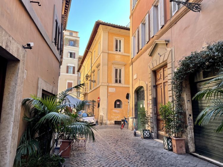 Negozio in affitto, via di Monte Giordano  3, Centro Storico, Roma