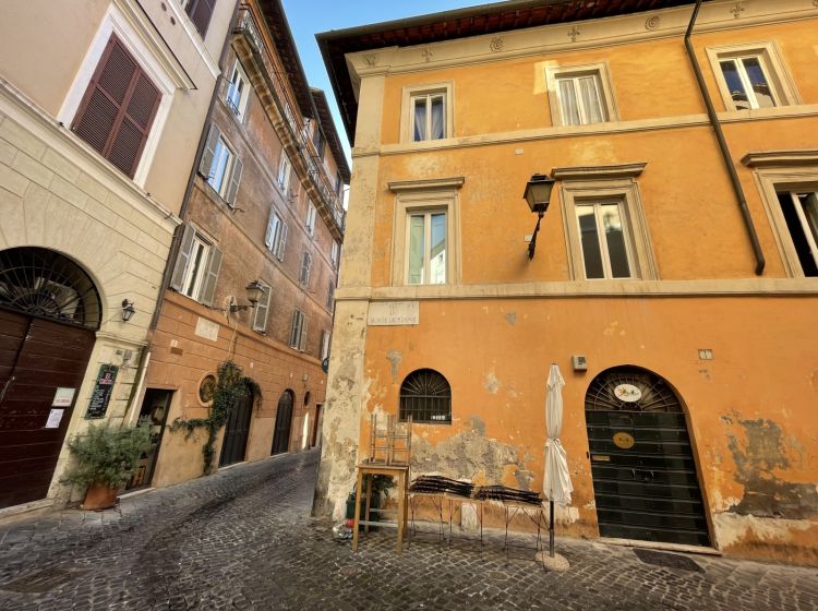 Negozio in affitto, via di Monte Giordano  3, Centro Storico, Roma