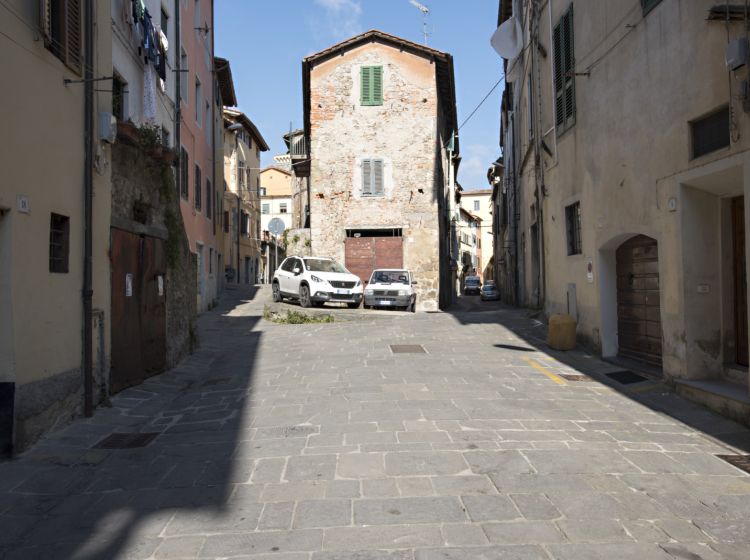 Terratetto plurifamiliare in vendita, via del Diaccio  32, Pescia