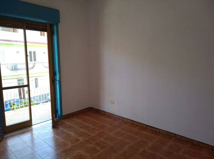 Trilocale in vendita, via Stazione  13, Oliveri