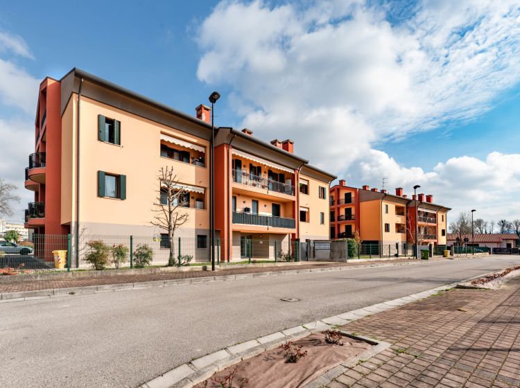 Bilocale in vendita, via delle Rose 52, Monteortone, Abano Terme