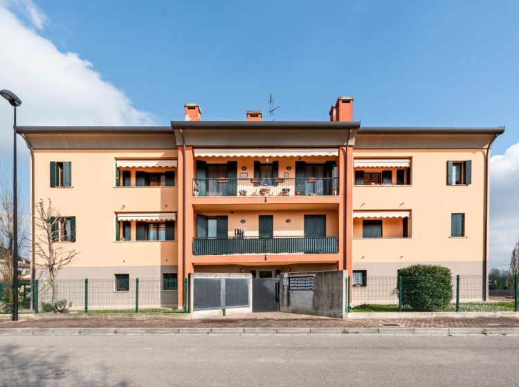 Bilocale in vendita, via delle Rose  52, Monteortone, Abano Terme