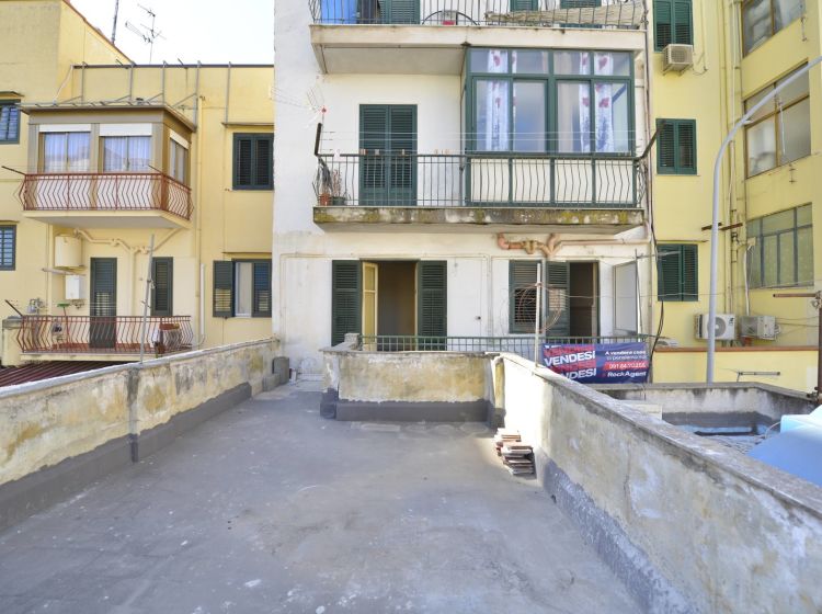 Quadrilocale in vendita, via Giuseppe Pitrè  195, Altarello, Palermo