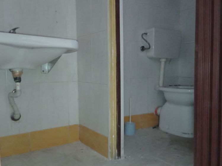 Negozio in vendita, via Villa Filippina  19, Zisa, Palermo