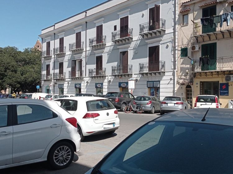 Negozio in vendita, via Villa Filippina  19, Zisa, Palermo