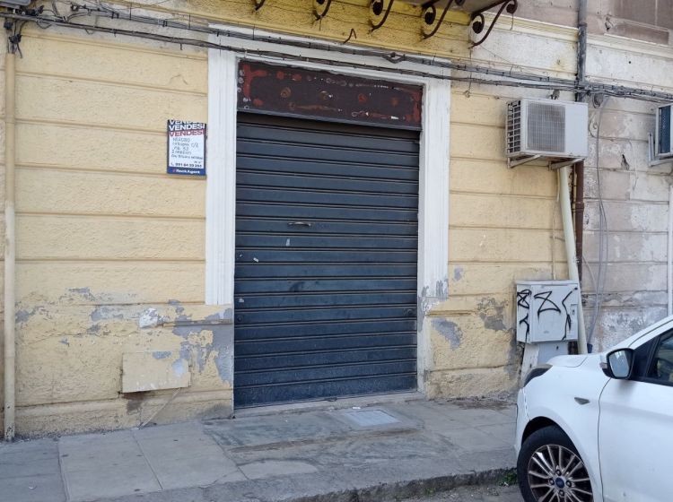 Negozio in vendita, via Villa Filippina 19, Zisa, Palermo