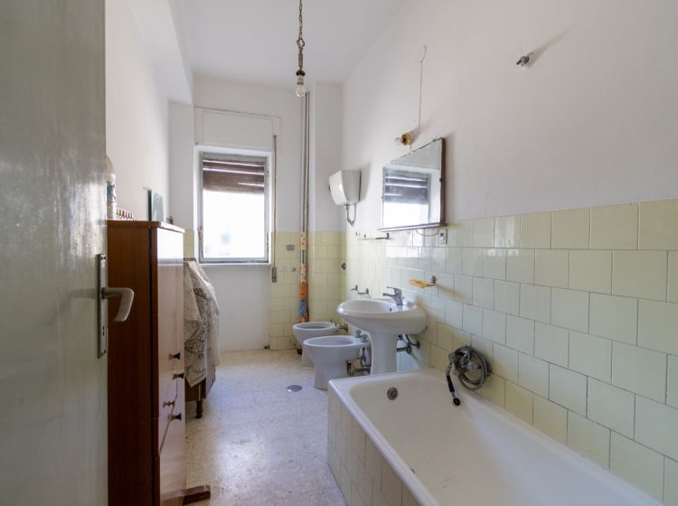 Quadrilocale in vendita, via Menichini  5, Pontepiccolo, Catanzaro