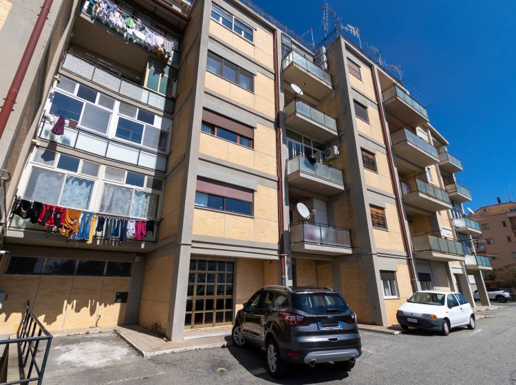 Quadrilocale in vendita, via Menichini  5, Pontepiccolo, Catanzaro
