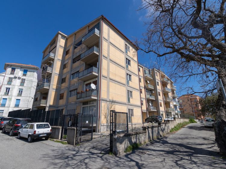Quadrilocale in vendita, via Menichini  5, Pontepiccolo, Catanzaro