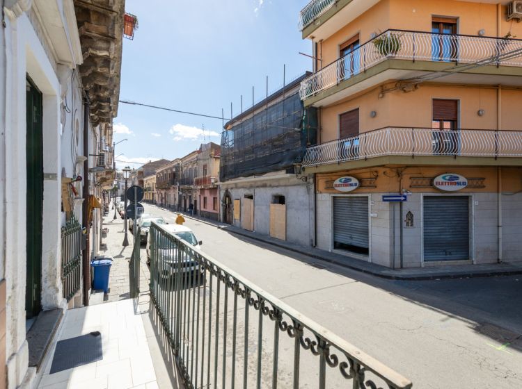 Terratetto unifamiliare in vendita, via Roma  288, San Giovanni La Punta