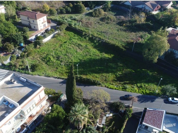 Terreno terziario in vendita, via Catira, San Giovanni La Punta