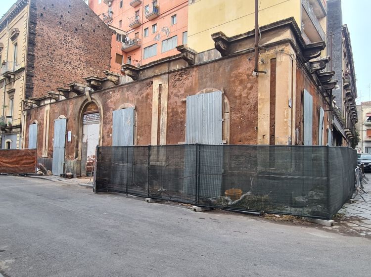 Terratetto unifamiliare in vendita, via Giuseppe di Stefano  17, Centro Storico, Catania