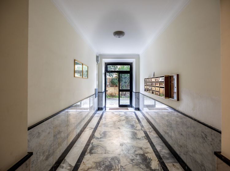 Bilocale in vendita, Circonvallazione Gianicolense  148, Gianicolense, Roma