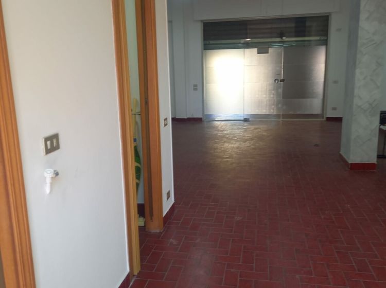 Negozio in vendita, via Abignente  141, Lavorate, Sarno