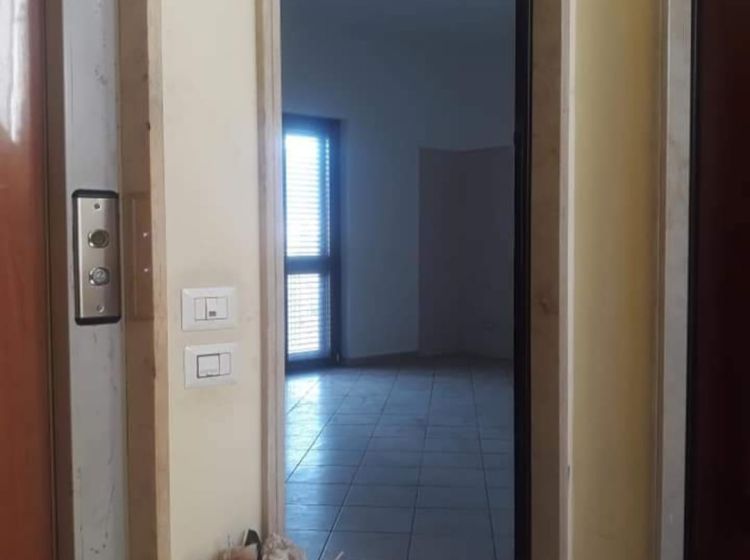 Trilocale in vendita, via 4 Novembre  26, Poggiomarino