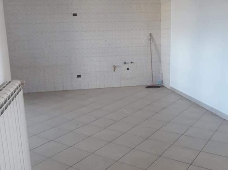 Trilocale in vendita, via 4 Novembre  26, Poggiomarino