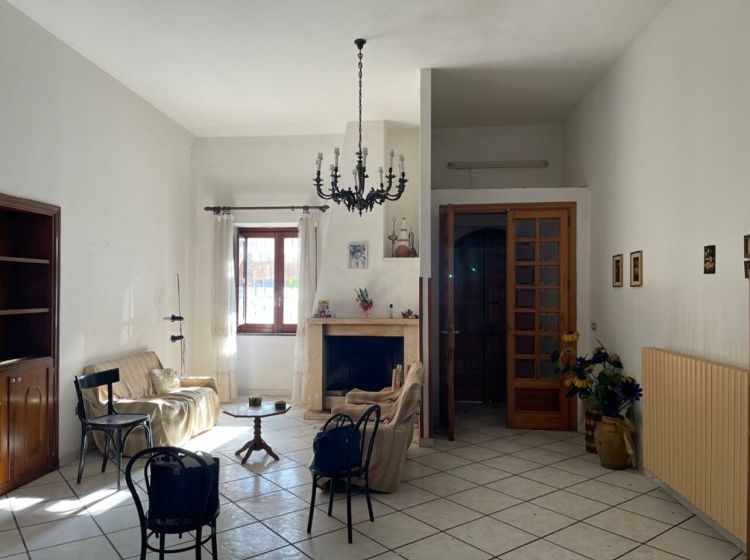 Villa in vendita, via Procusi  55, Solopaca