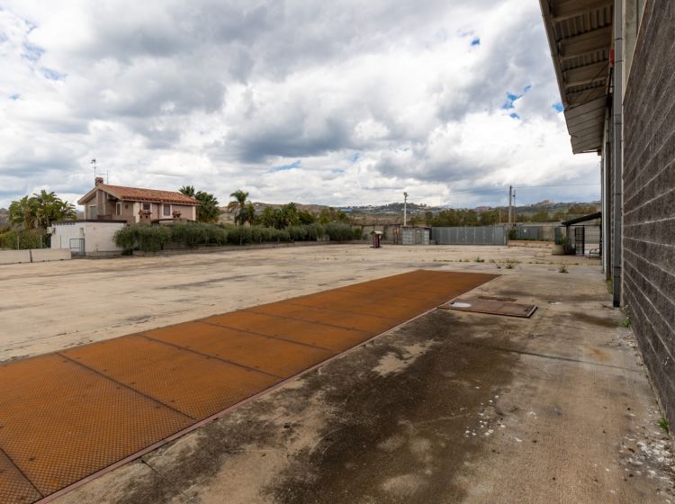 Capannone in vendita, SP12ii  19, Misterbianco