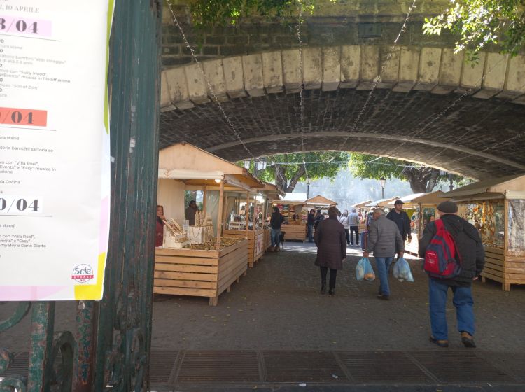 Magazzino o deposito in vendita, via Lavandaie  16, Centro Storico, Catania