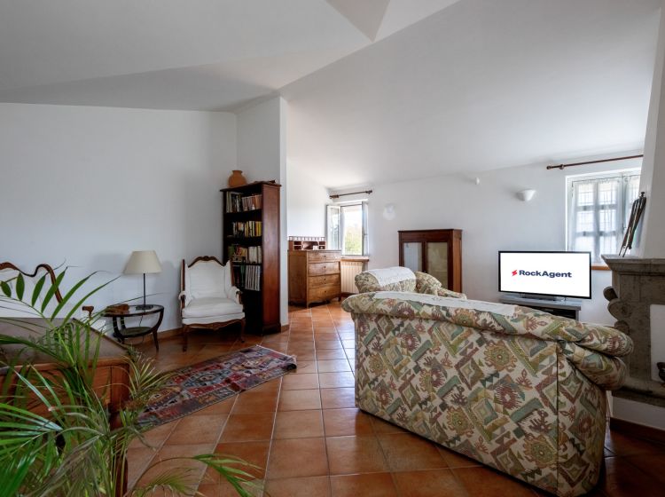 Villa in vendita, via Canale, Manziana
