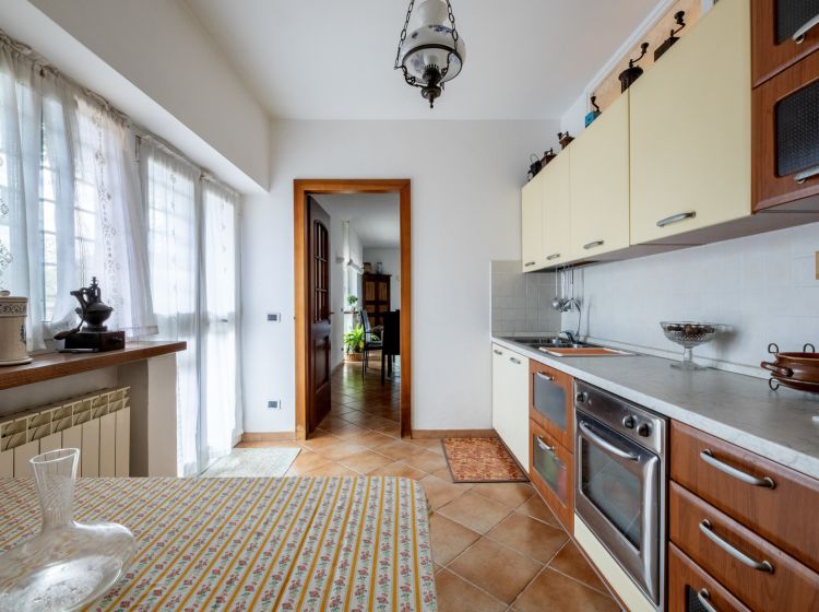 Villa in vendita, via Canale, Manziana